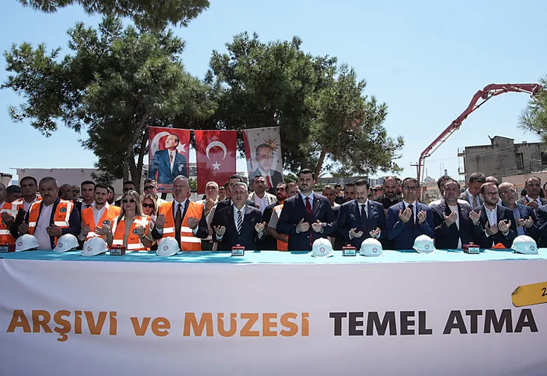 menemende-tarihi-donusum-basladi-ak-parti-genel-sekreteri-inan-izmirde-temel-atma-toreninde-konustu-1787228368076.png