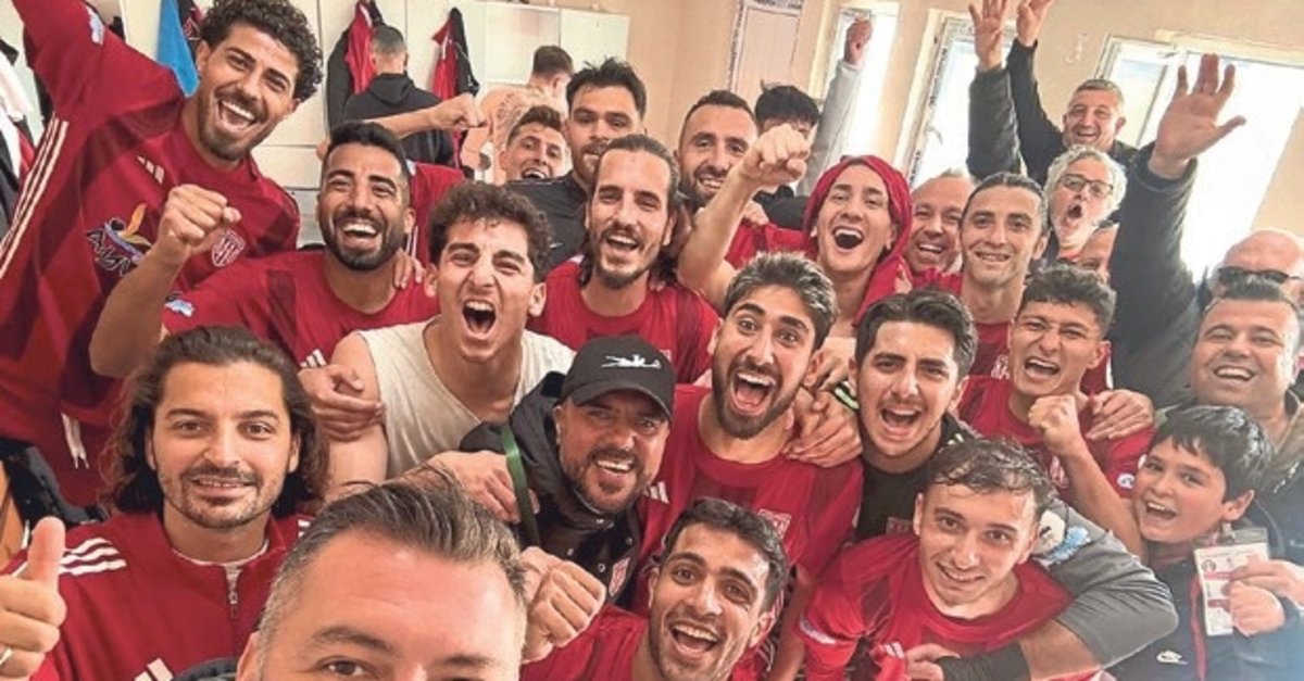 Ayvalıkgücü’nün gözü Tire FK’da