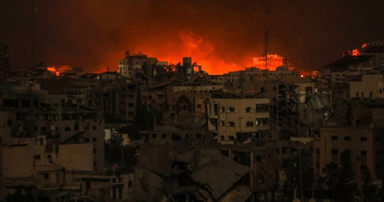 Katil İsrail Gazze’ye ölüm yağdırıyor! Tam 18 bin ton bomba attılar