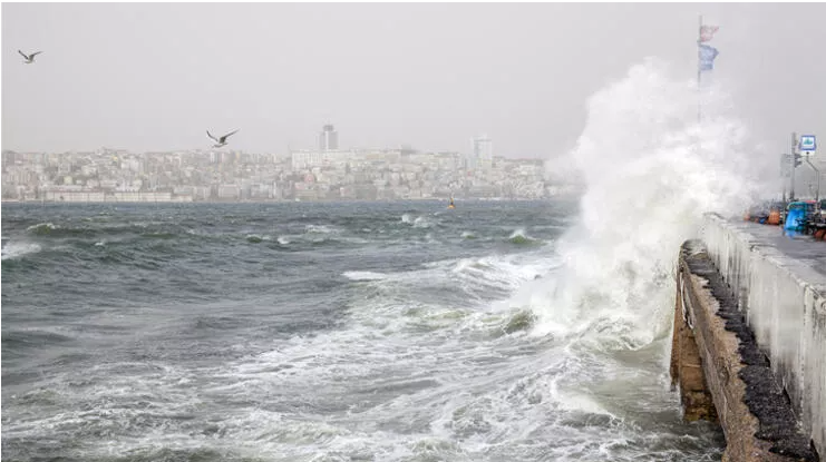 Meteoroloji İzmir için şiddetli rüzgar uyarısı verdi! İşte 5 Ağustos Hava durumu raporu...