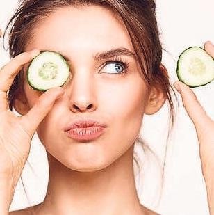 Gözaltı morluklarından kurtaran maskeler