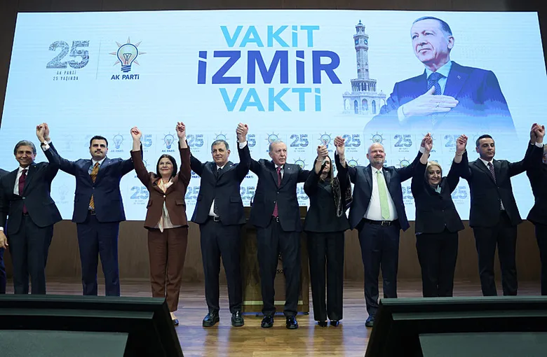 izmir-ak-parti-ile-sahlanacak-1791396875460.png