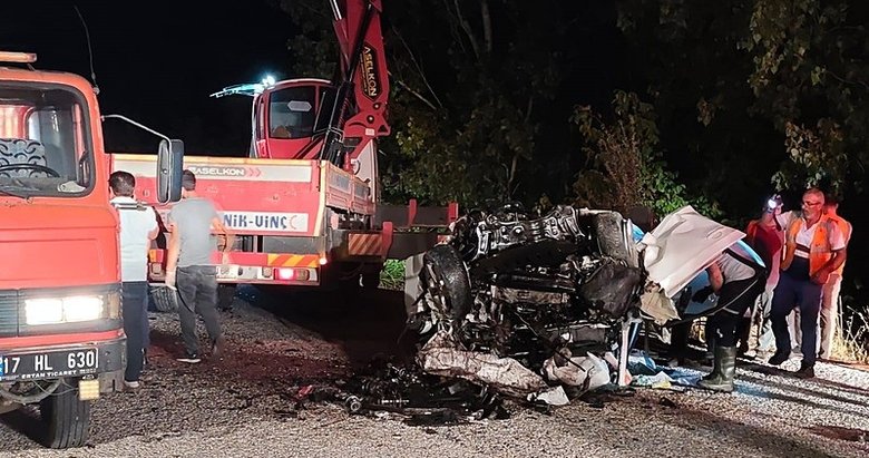 Çanakkale’de korkunç kaza: 6 kişi hayatını kaybetti!