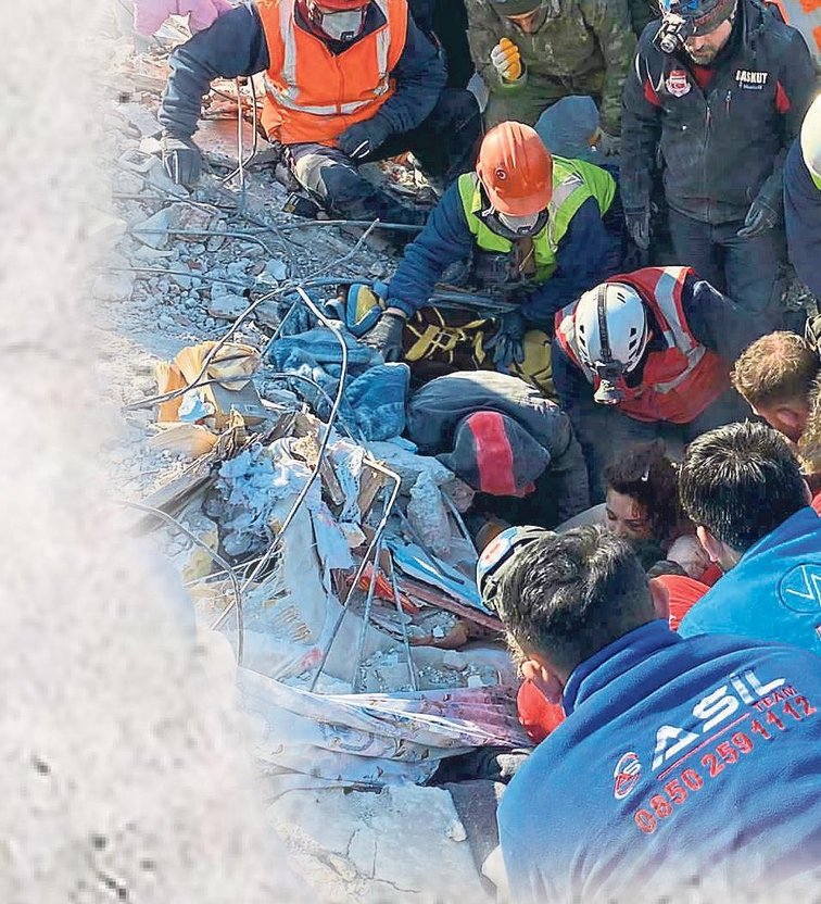 Kahramanmaraş’ta enkaz altında kalan kişi, 89 saat sonra kurtarıldı