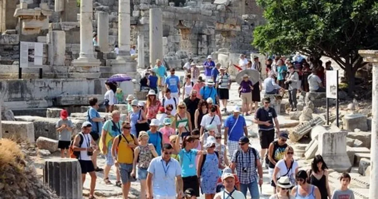 Turist sayısı şubatta yüzde 9,4 arttı! - Ekonomi Haberleri