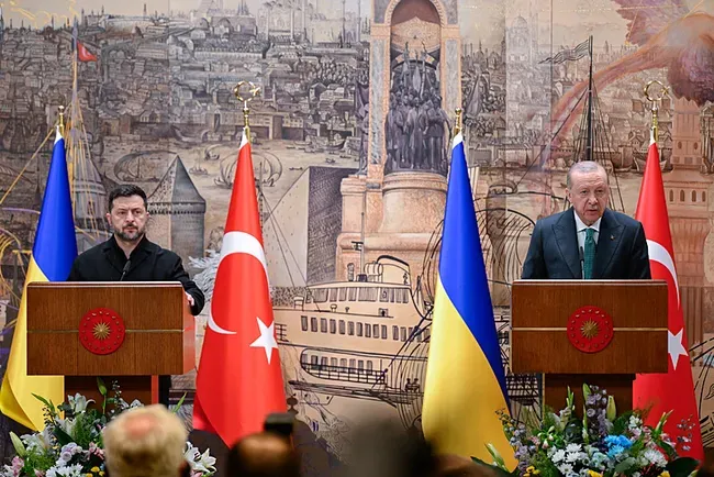 Dolmabahçe’de kritik zirve: Başkan Erdoğan, Zelenski ile ortak basın toplantısında konuştu