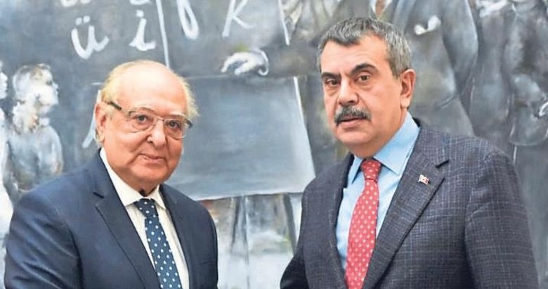 Bakan Tekin’den özel okullara neşter