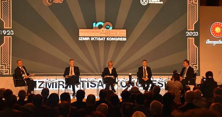 100 yıl sonra yeniden! İzmir İktisat Kongresi’nin ilk oturumu gerçekleştirildi