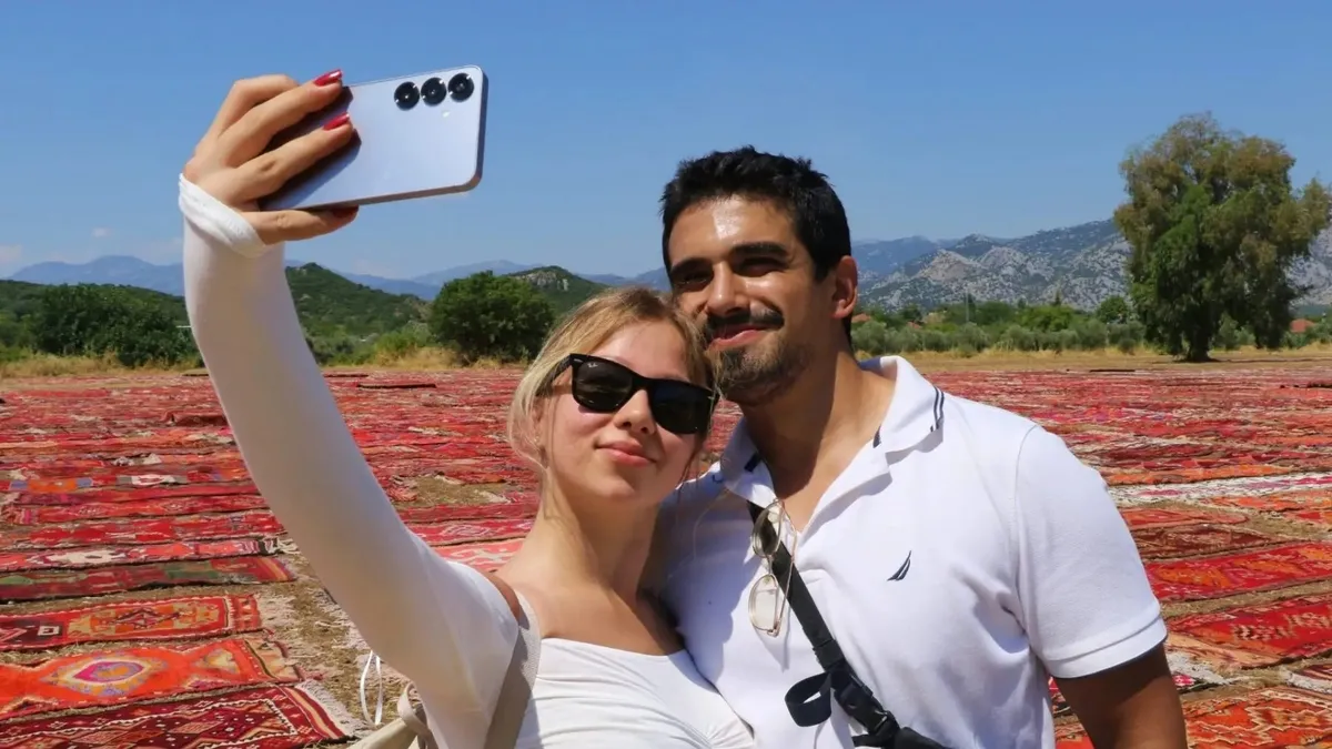 Polonyalı turist Türk halısını görünce ağladı