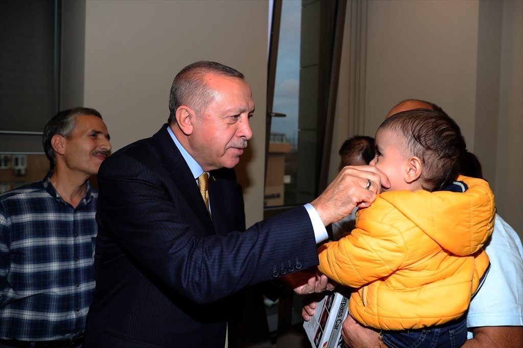 Başkan Recep Erdoğan’dan yaşayan efsane Alaeddin Yavaşca’ya ziyaret .
