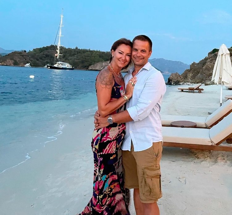 Yağmur Atacan ’flaş’ notuyla paylaştı: Pınar Altuğ’dan sabah sporu pozları!