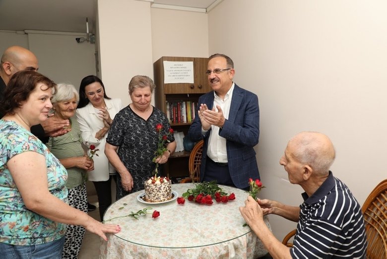 AK Parti İzmir İl Başkanı Kerem Ali Sürekli: İzmir’in dağ gibi ortada duran bir Harmandalı sorunu var