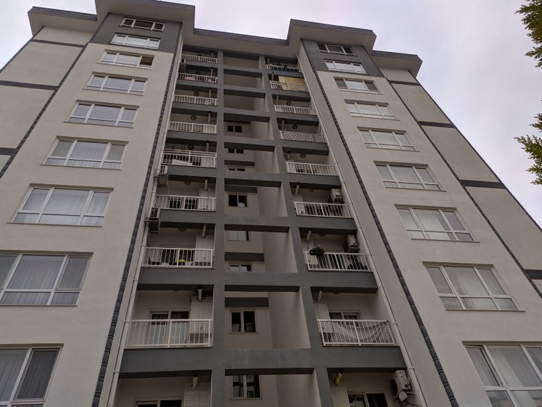 6. kattan düşerek hayatını kaybeden akademisyene son görev