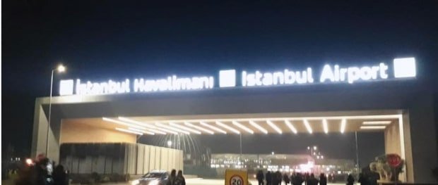 3. Havalimanı'nın tabelası takıldı!