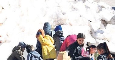 Yürek ısıtan kar sevinci