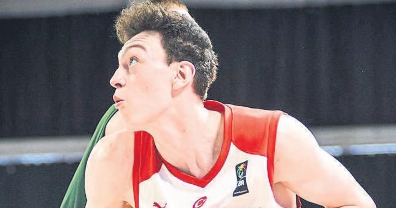 Karşıyaka Basket Mehmet Efe’yi kaptı