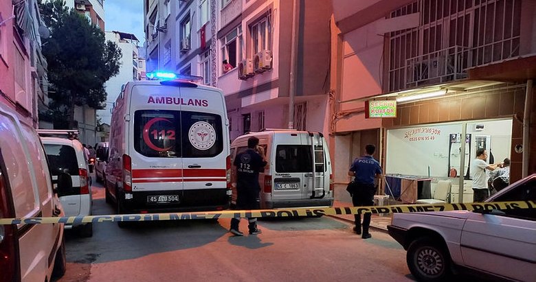 Manisa’da bir kişi karısını ve oğlunu öldürdü