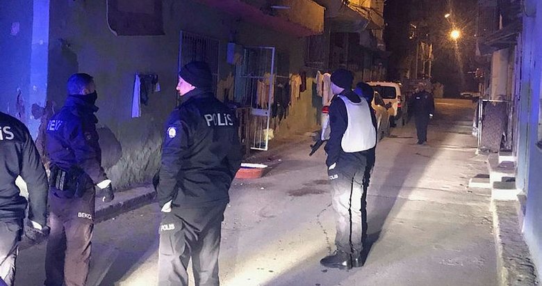 İzmir’de pompalı tüfekli saldırı: 2 çocuk yaralı