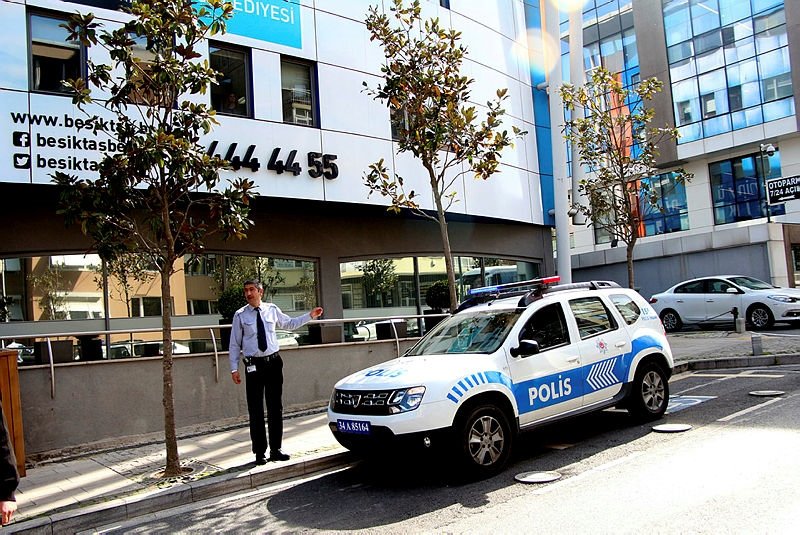 Beşiktaş Belediyesi’ne operasyon