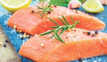 Su, tahin ve kuruyemişlerle anne sütünü artırabilirsiniz