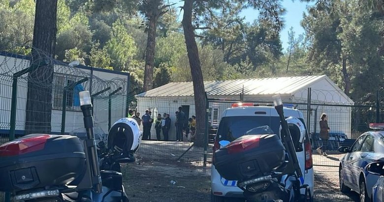 Koordinasyon merkezindeki göçmenler arasında tartışma çıktı