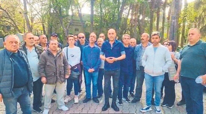 İzmir belediyelerinde işçiler isyanda