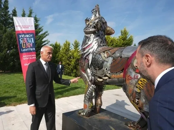 Bakan Ersoy Başkentte startı verdi! Ankara Kültür Yolu Festivali başladı