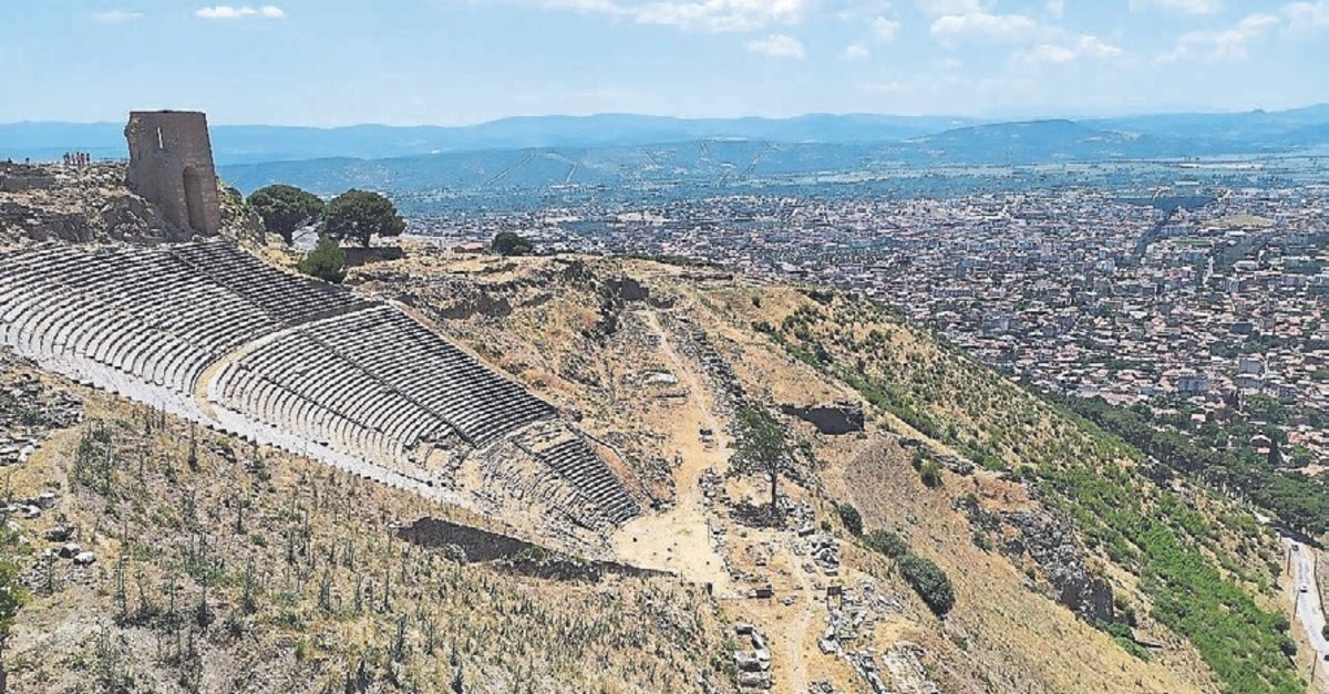 UNESCO kenti Bergama’da Kibele izleri