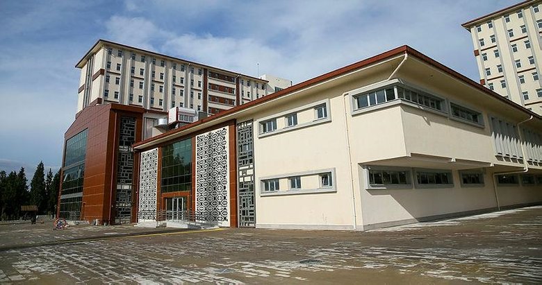 İzmir’de üniversitelilere 5 yıldızlı otel konforunda barınma imkanı