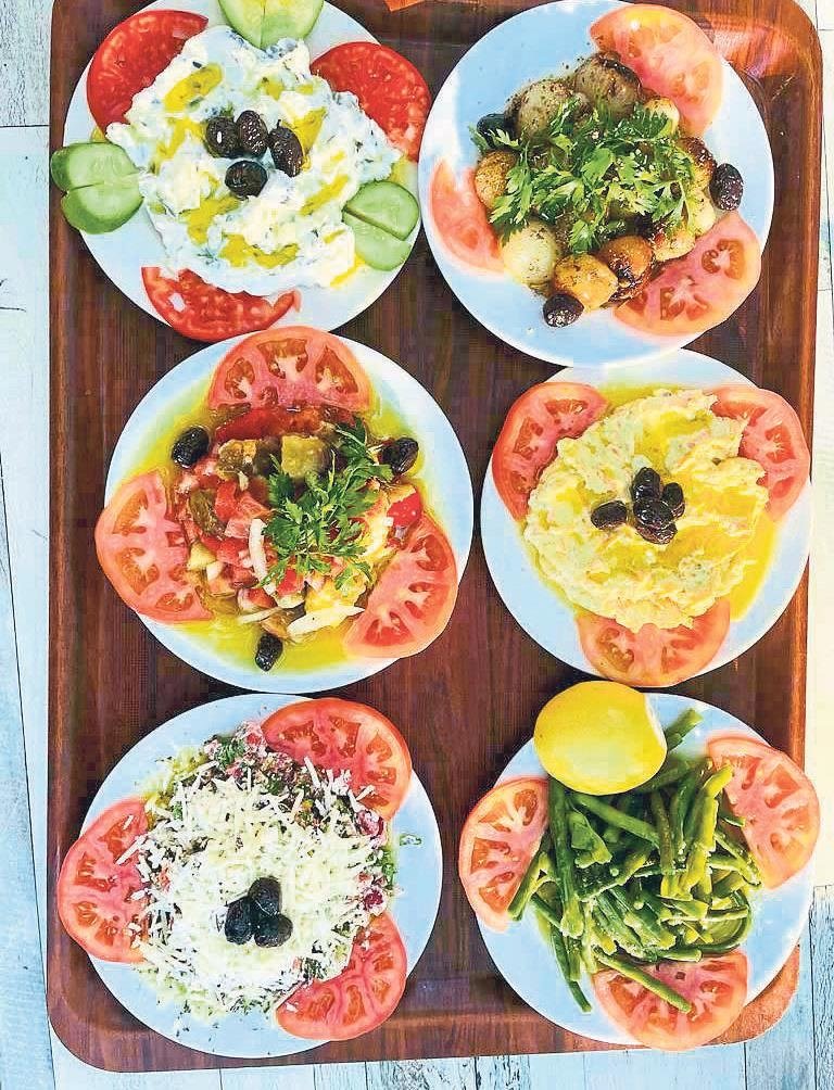 Şehr-i Muazzam manzarasında Ege sofrası