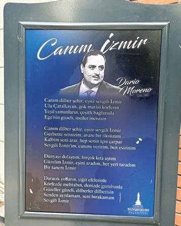 İzmir’in caddeleri bağlayan asansörü