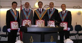 CHP İzmir Büyükşehir Belediye Başkan adayı Tunç Soyer kimdir? Tunç Soyer kaç yaşında ve nereli?