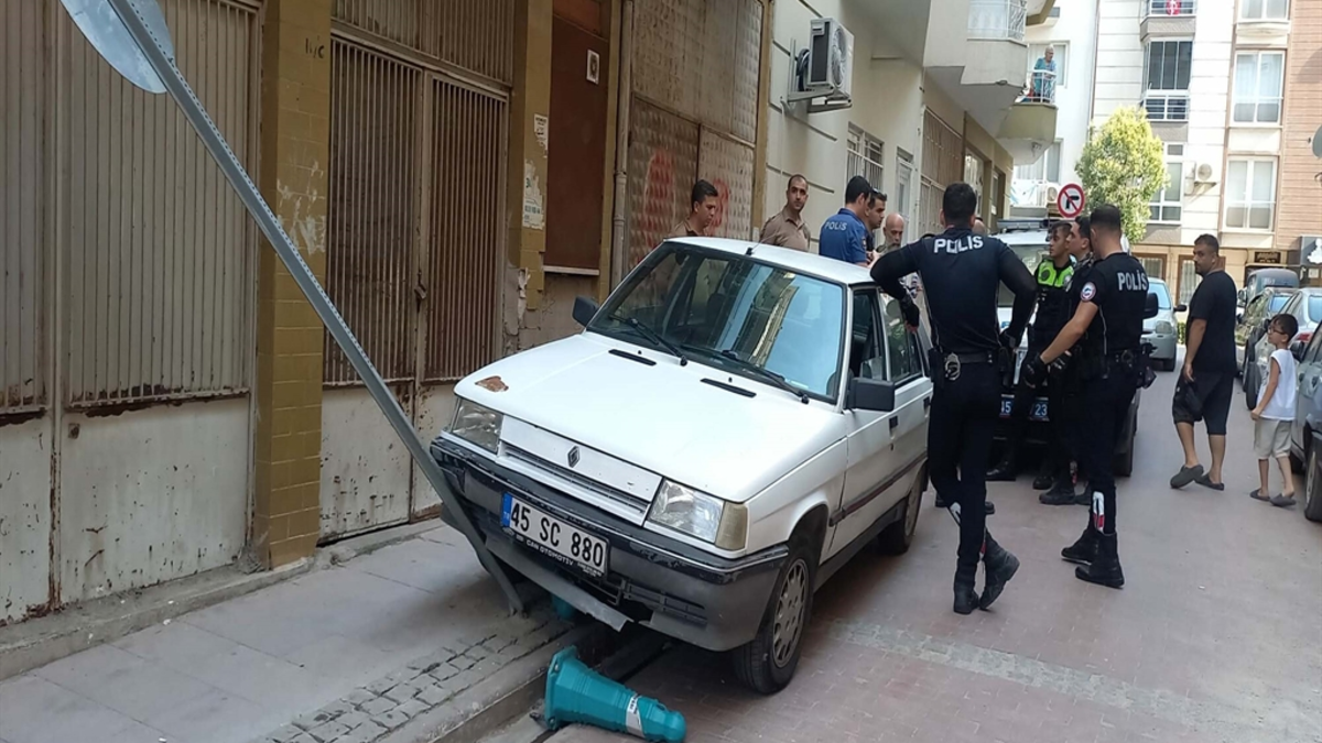 Manisa'da dur ihtarına uymadı, 410 Bin TL ceza kesildi
