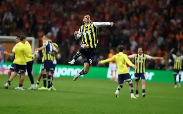derbi-ne-zaman-galatasaray-fenerbahce-derbisi-ne-zaman-saat-kacta-oynanacak-1792764631028.jpeg