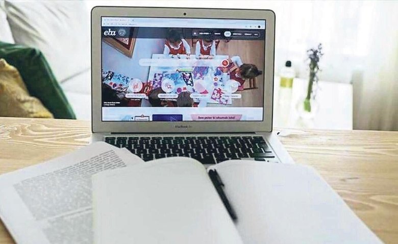 Uzaktan eğitimde ilk ders zili bugün çalıyor