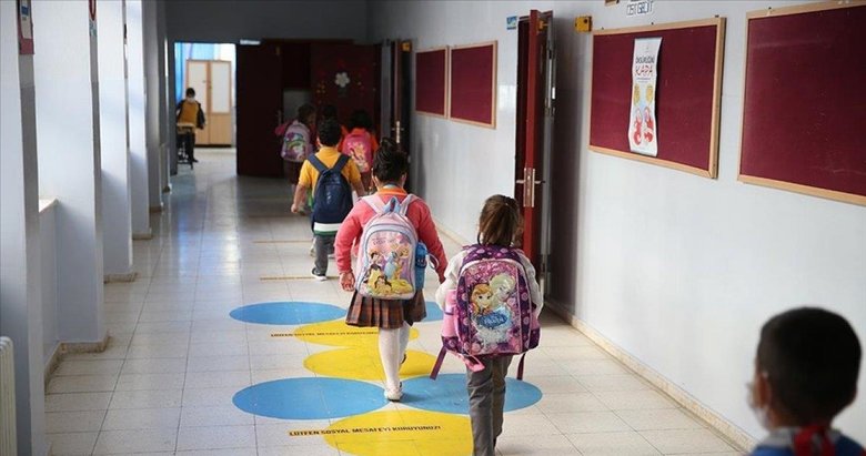 Okullarda 15 Kasım'da ara tatile gidilecek - Gündem Haberleri