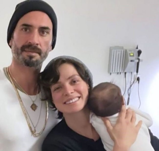 Oyuncu Özge Özpirinçci sosyal medyadan isyan etti