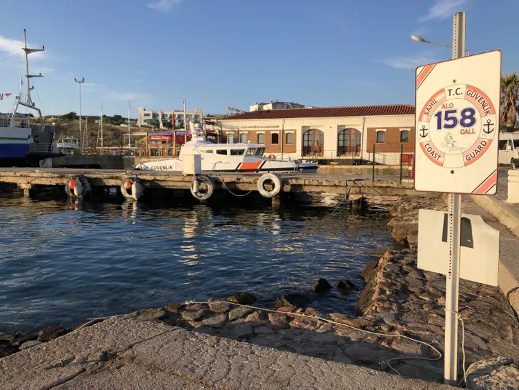 Çanakkale’de denizde kaybolan iki kişiyi balıkçılar kurtardı