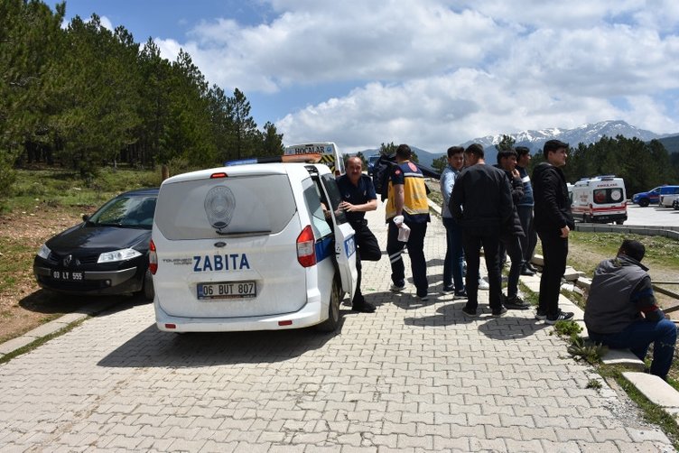 Afyon’da piknik faciası! Boğulma tehlikesi geçiren öğreniciyi kurtarmaya çalışan 4 kişi...