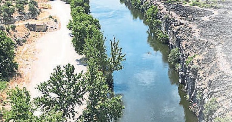Suyla buluşan doğa harikası Adala Kanyonu