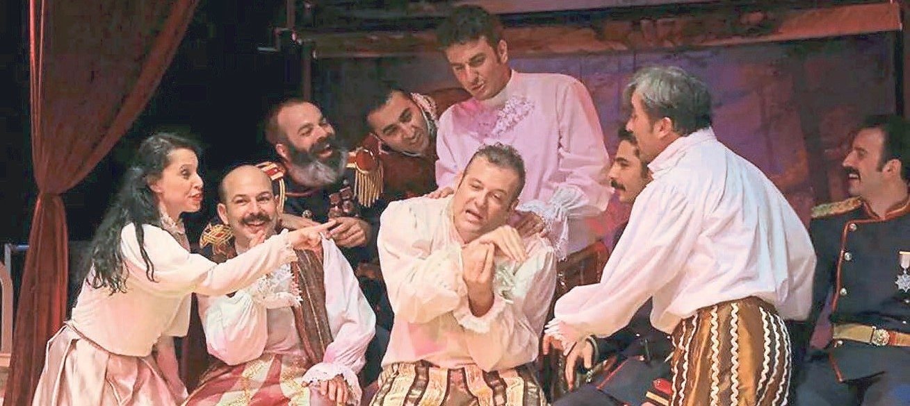 İzmir'de Levent Üzümcü’nün dudak uçuklatan maaşı