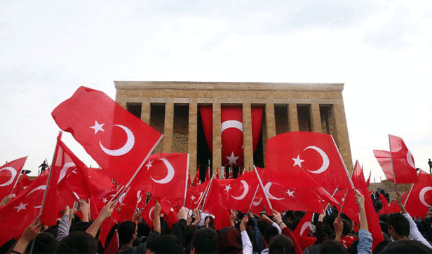 10 Kasım 2023 resmi tatil mi, hangi güne denk geliyor?