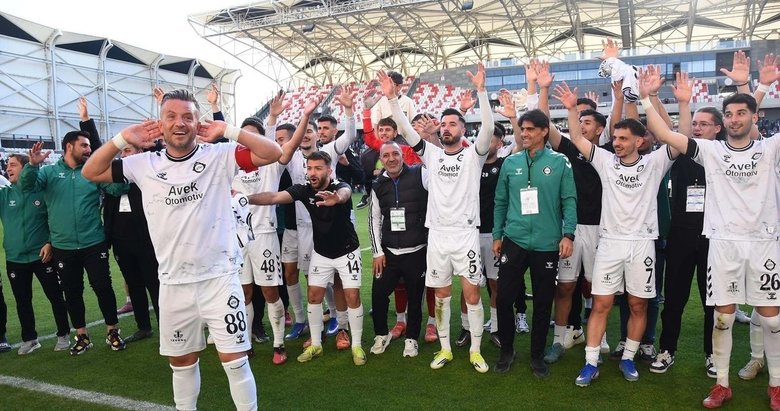 Altay son anda kurtuldu!
