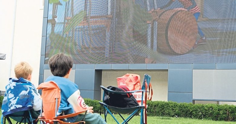 İKÇÜ’den 23 Nisan’a özel film gösterimi