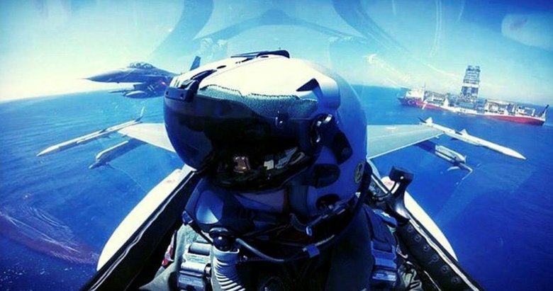 F-16’lar Doğu Akdeniz’de ’Yavuz’u selamladı