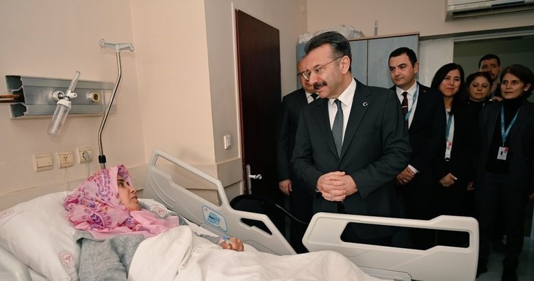 Çifte felaketten sonra Aydın’da sağlık seferberliği! 2 bin depremzede tedavi edildi!