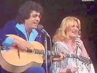 Eski aşıklardan şaşırtan rastlantı