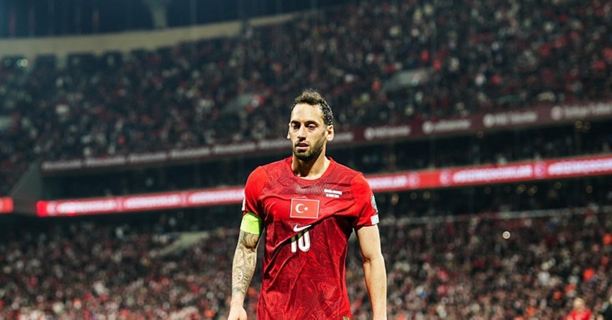 Aslan’dan Hakan bombası