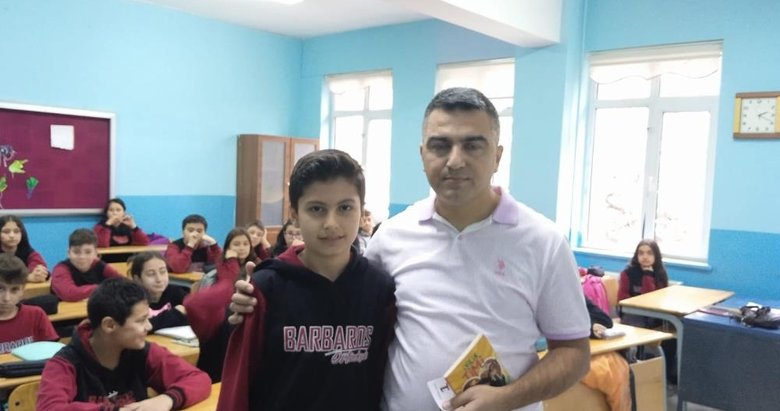 Çocuklar yürekleri ısıttı! Yemek yiyemeyen arkadaşları için ‘askıda tost’ uygulaması başlattılar