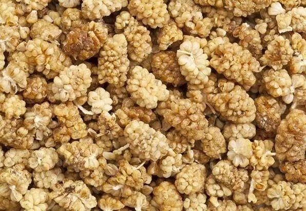 Kurusu yaşını solladı! Günde 1 avuç yerseniz...